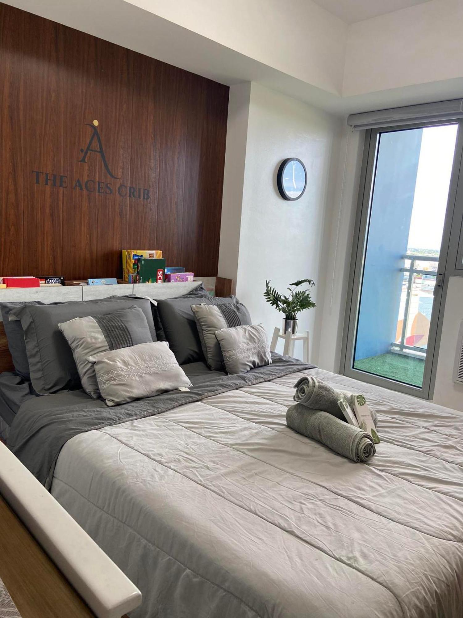 The Aces Crib At Azure North Pampanga Aparthotel Ngoại thất bức ảnh